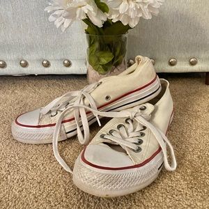 converse sneakers